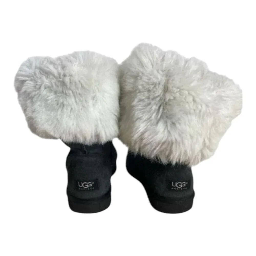 UGG Classic Short Grey Leather Fur Cuff Boots Women Size M9 Sheepskin